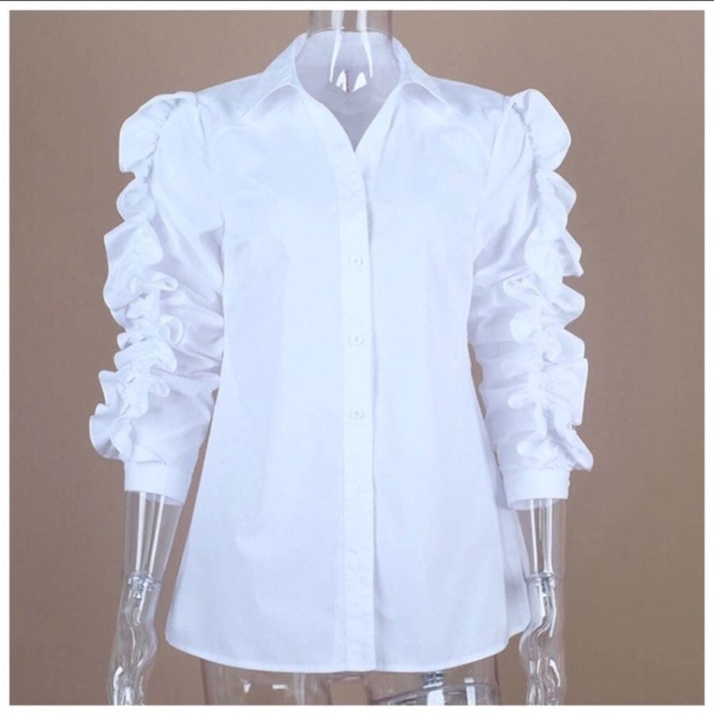 White Ruffle Sleeve Button Front Top XS - Picture 4 of 7